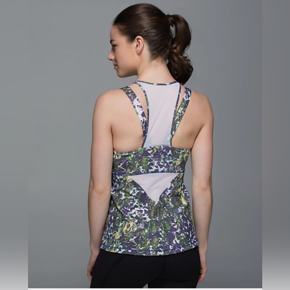 Lululemon Running in the City Mesh Tank Top size 2